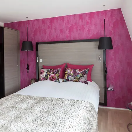 Andersen Boutique Hotel 4*