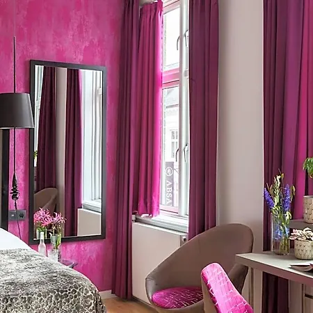 أندرسن البوتيكي 4*